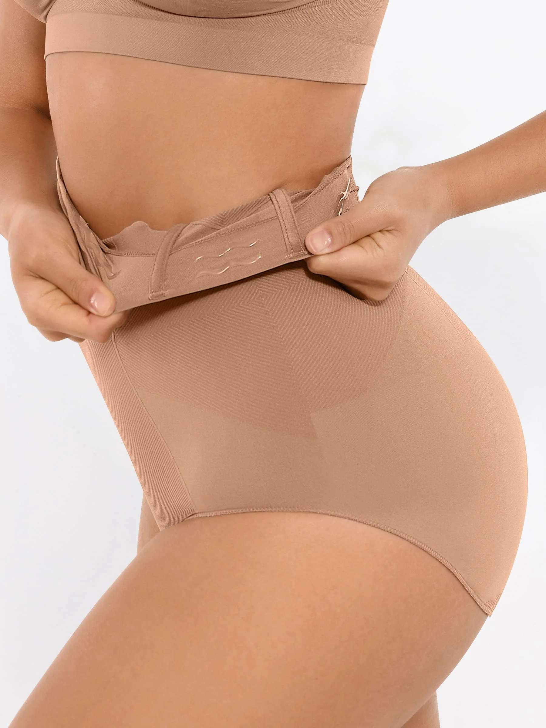 High-Waisted Tummy Control Seamless Brief - Image 18