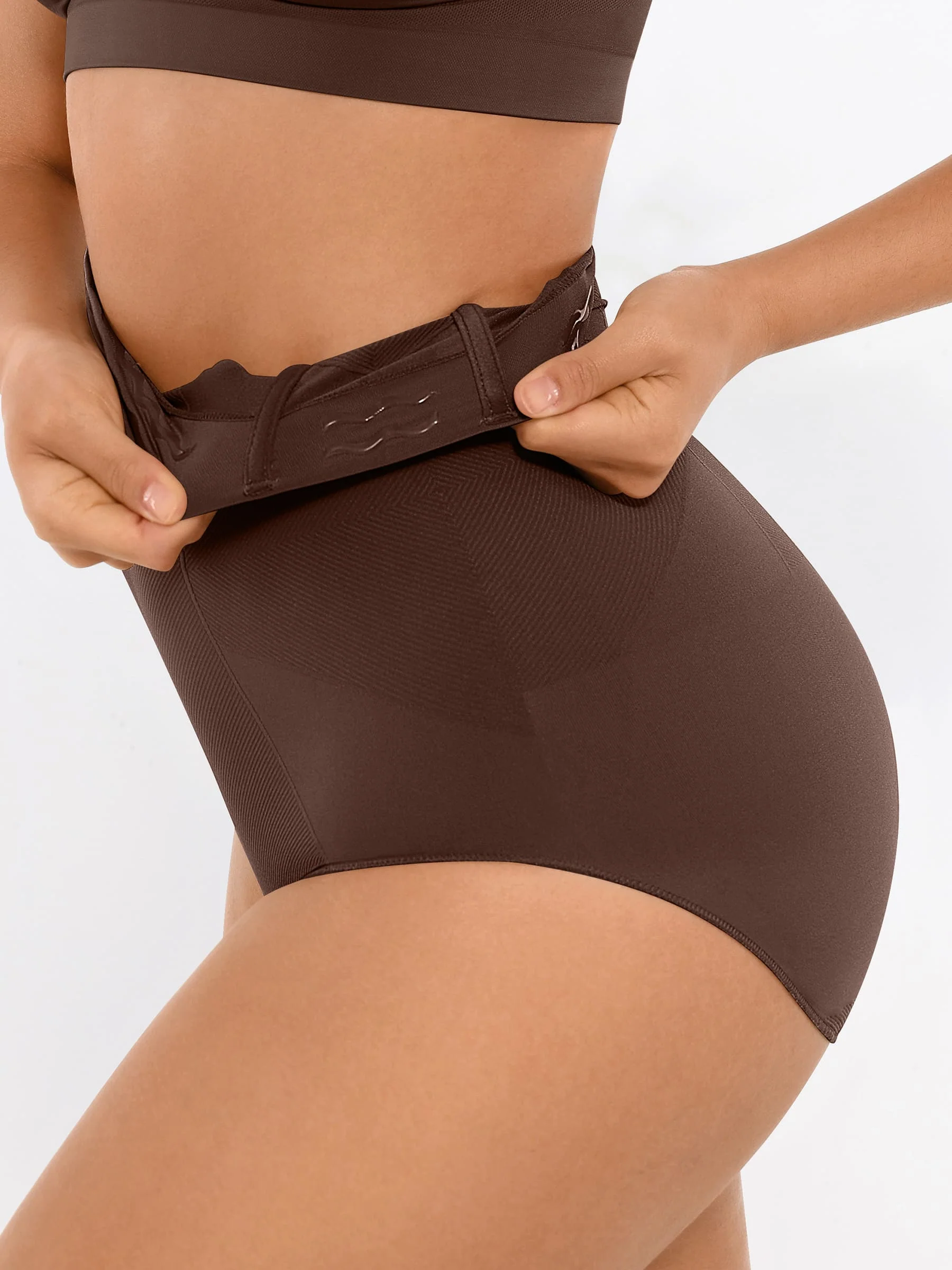 High-Waisted Tummy Control Seamless Brief - Image 22