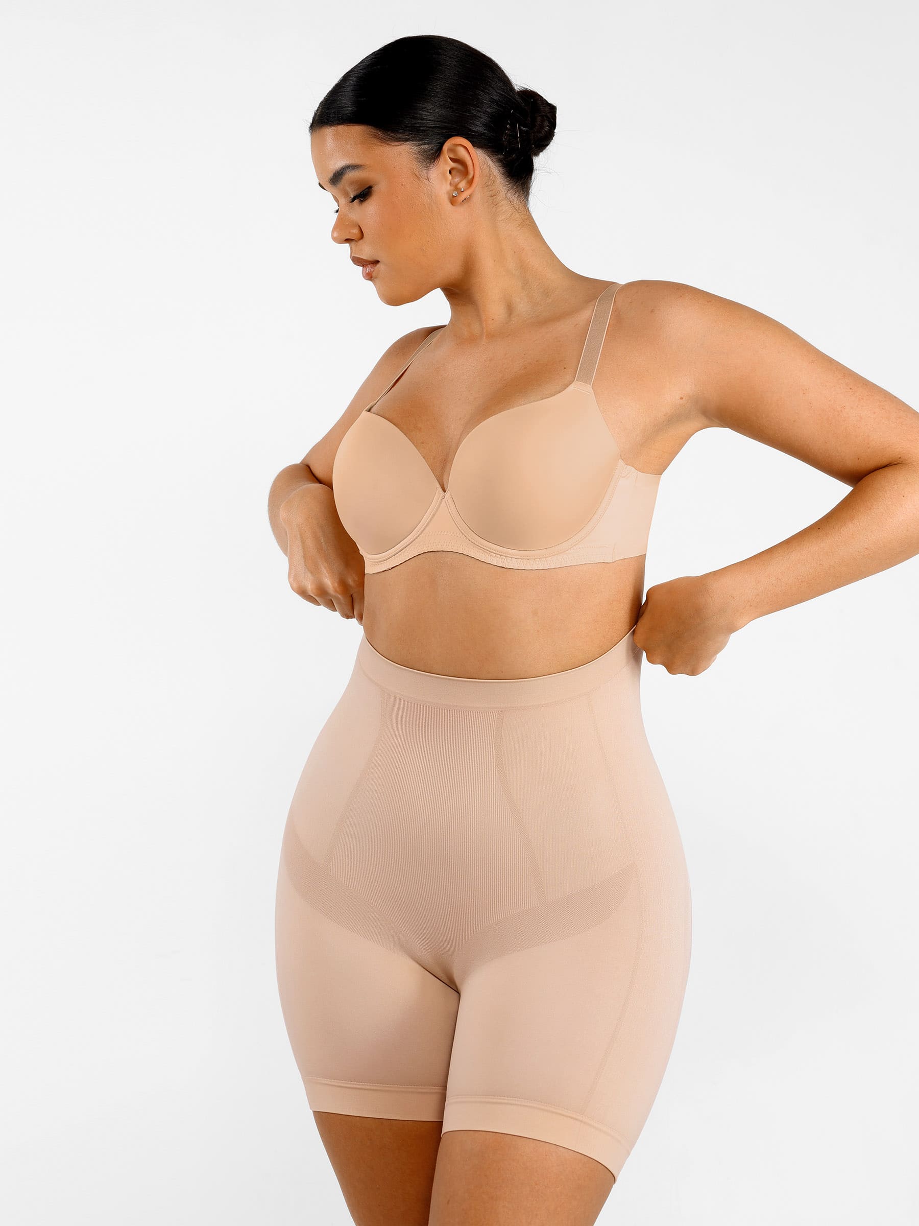 Butt-Lifting Seamless Comfort Shaping Shorts - Image 6