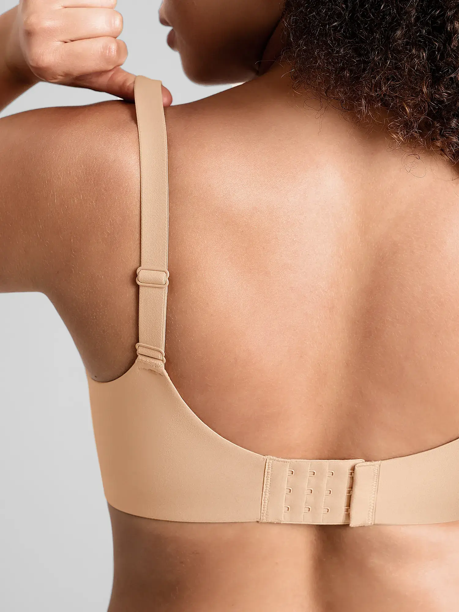 Support V-Neck Sheer Minimizer Bra - Image 10