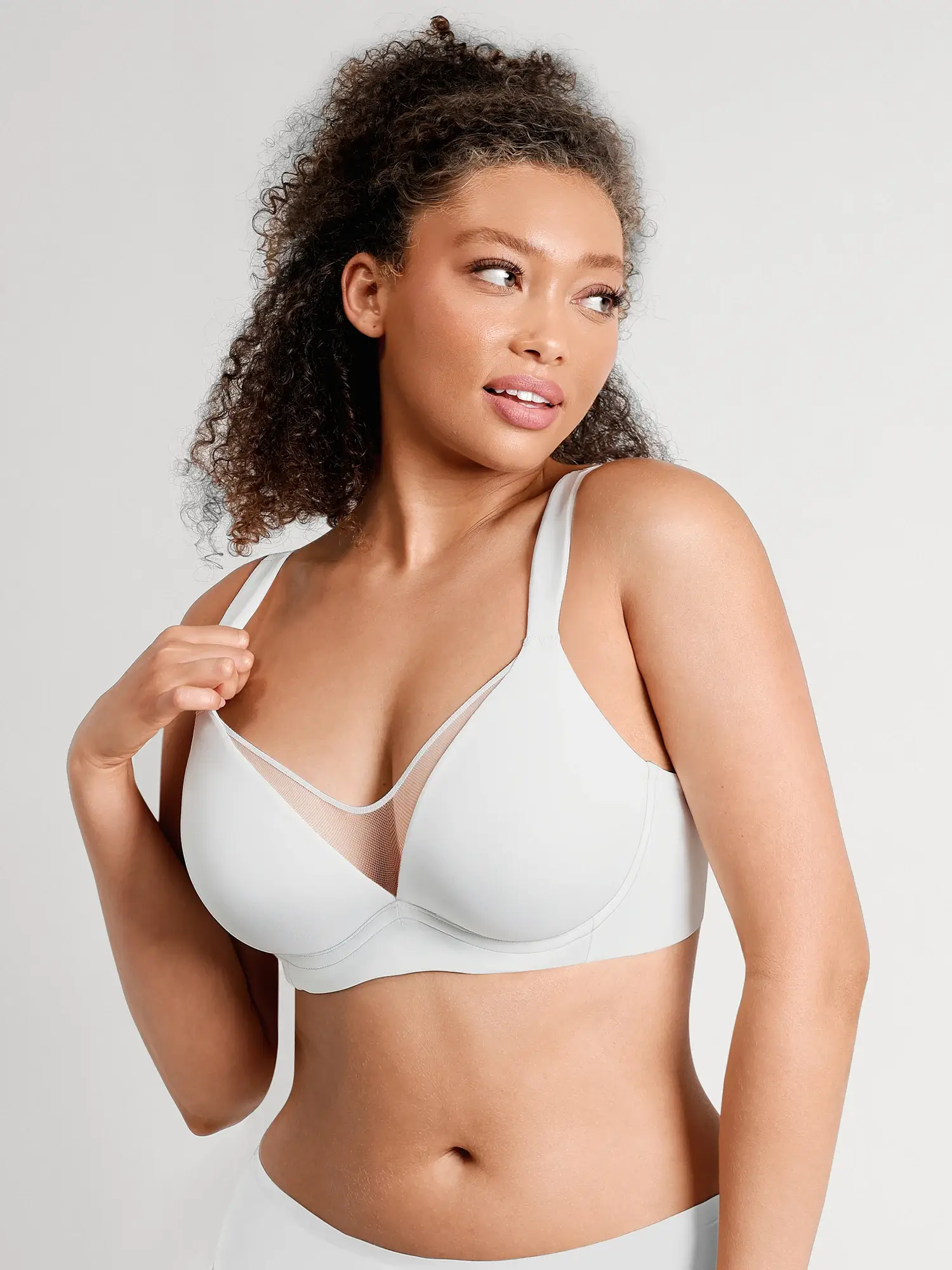 Support V-Neck Sheer Minimizer Bra - Image 17