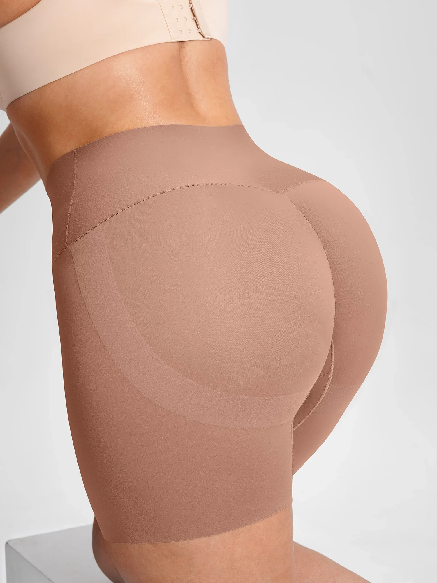 Smoothing Seamless Shorts - Image 13